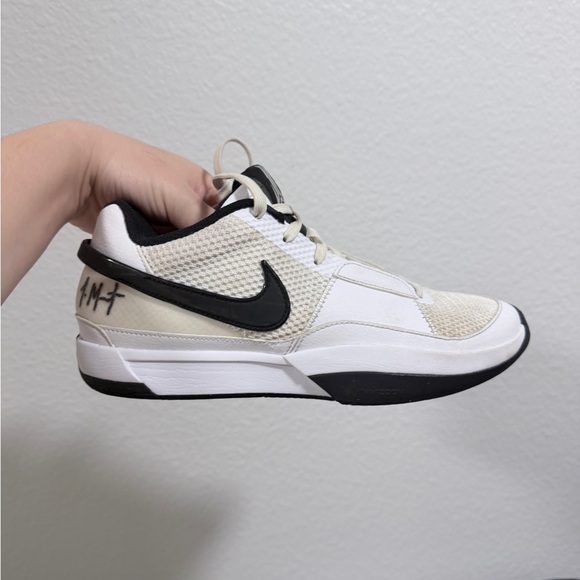 Nike White and Black ja morant - Picture 6 of 9